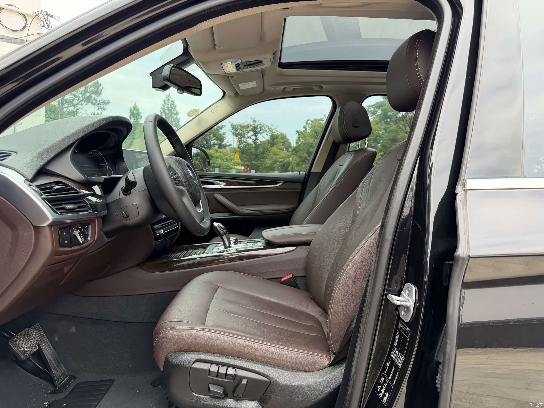 BMW X5, 2018 все фото