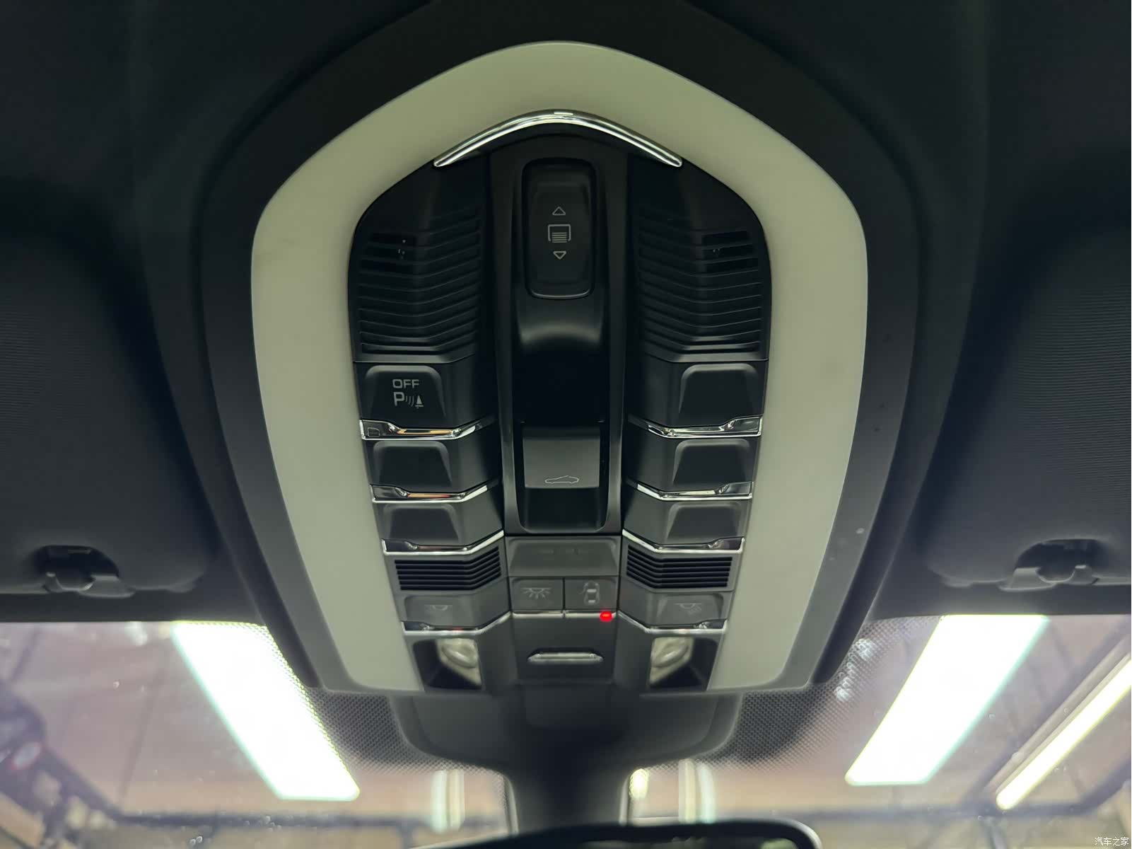 Porsche Cayenne, 2015 18
