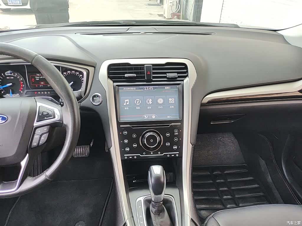 Ford Mondeo, 2015 13