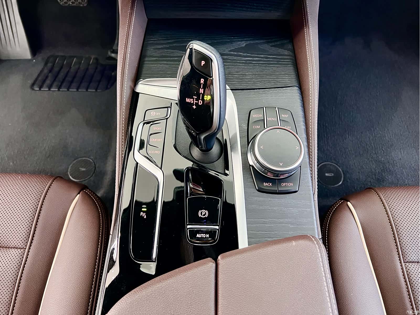 BMW 5 Series, 2024 18