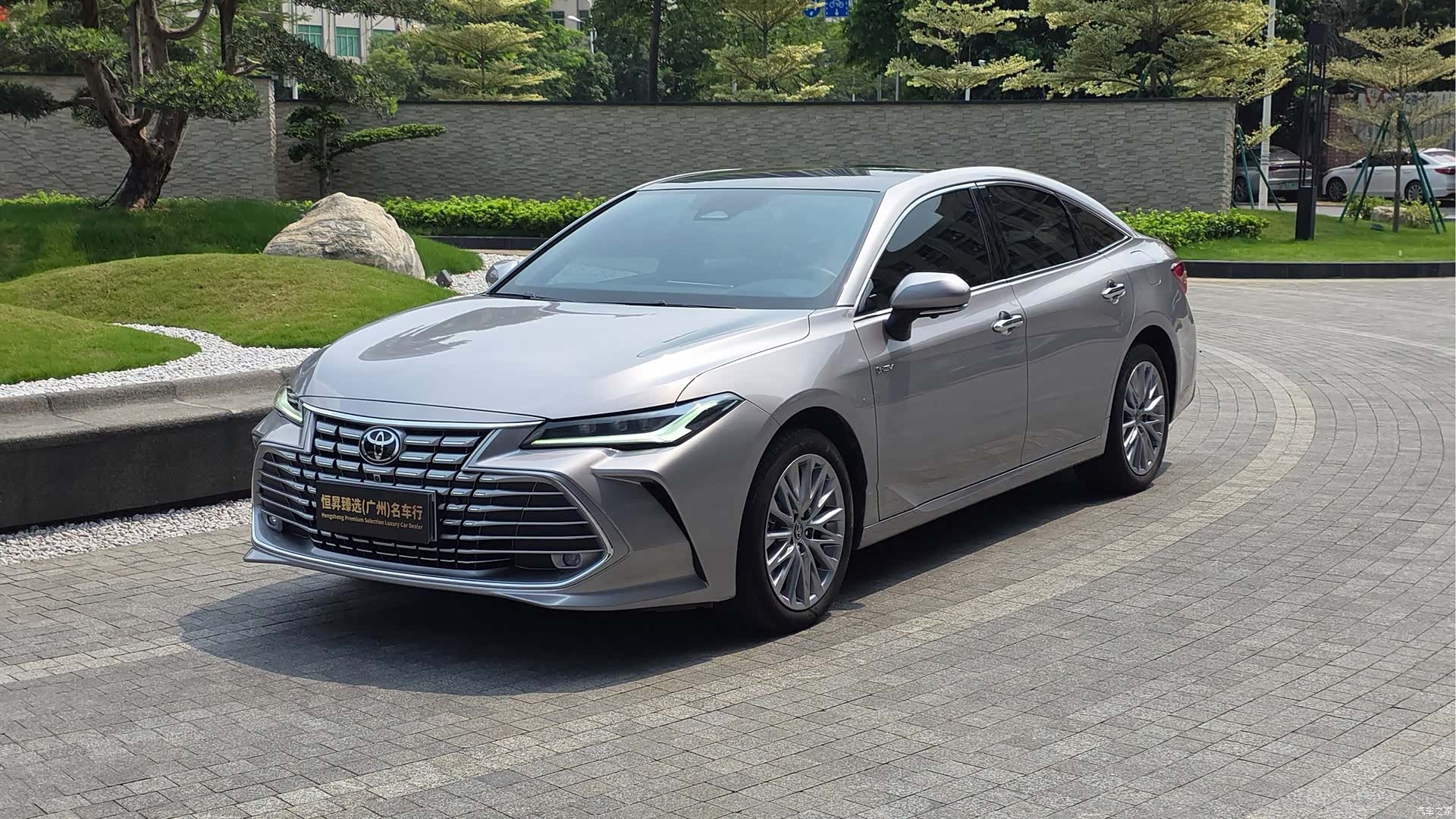 Toyota Avalon