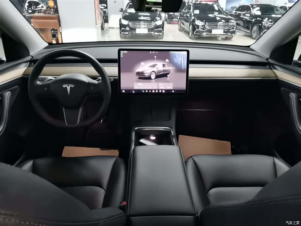 Tesla Model Y, 2022 10