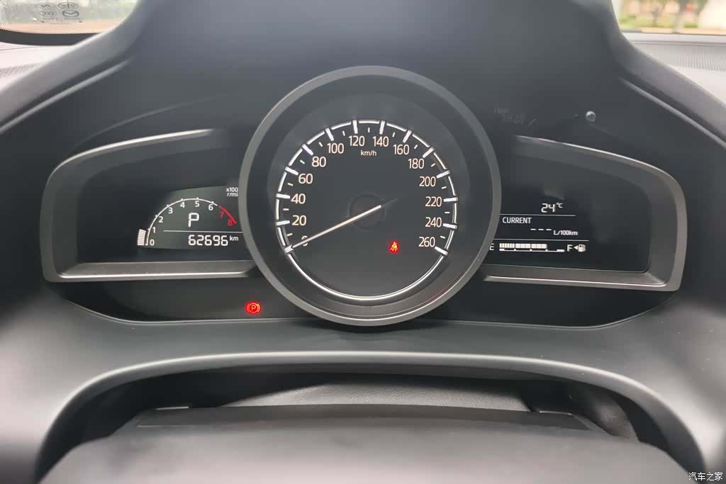 Mazda CX-4, 2018 14