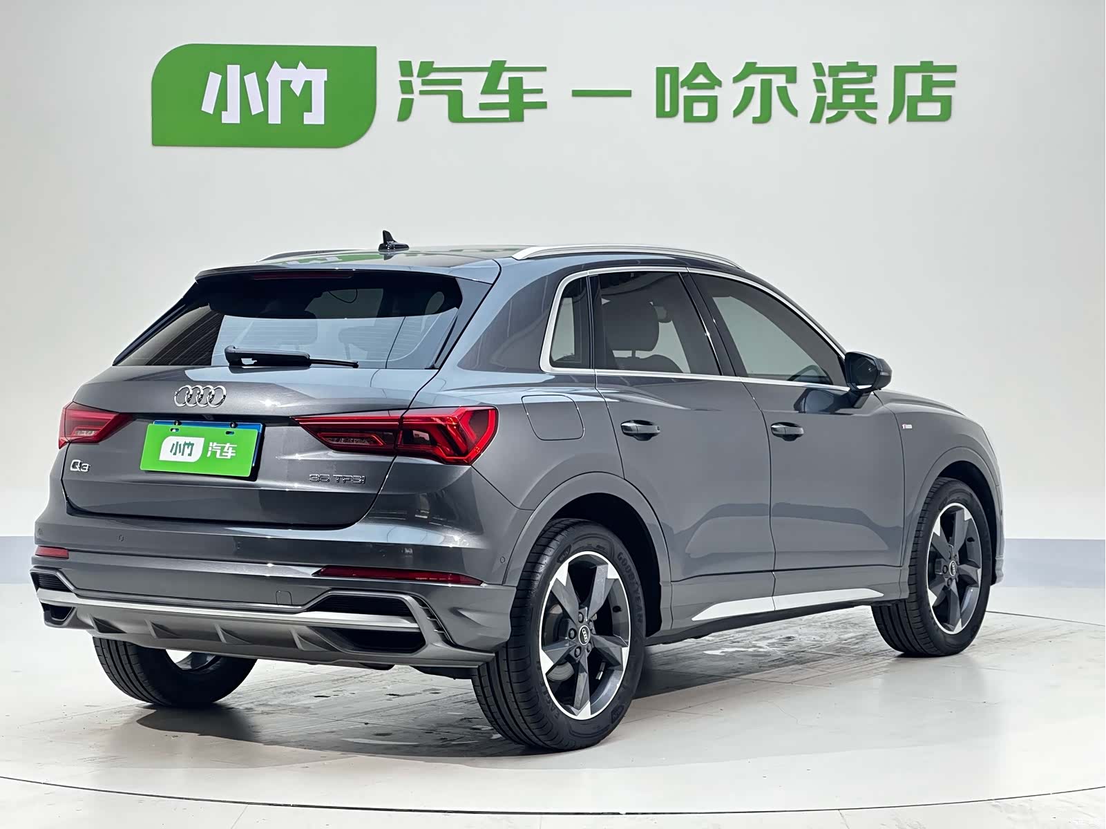 Audi Q3, 2022 все фото