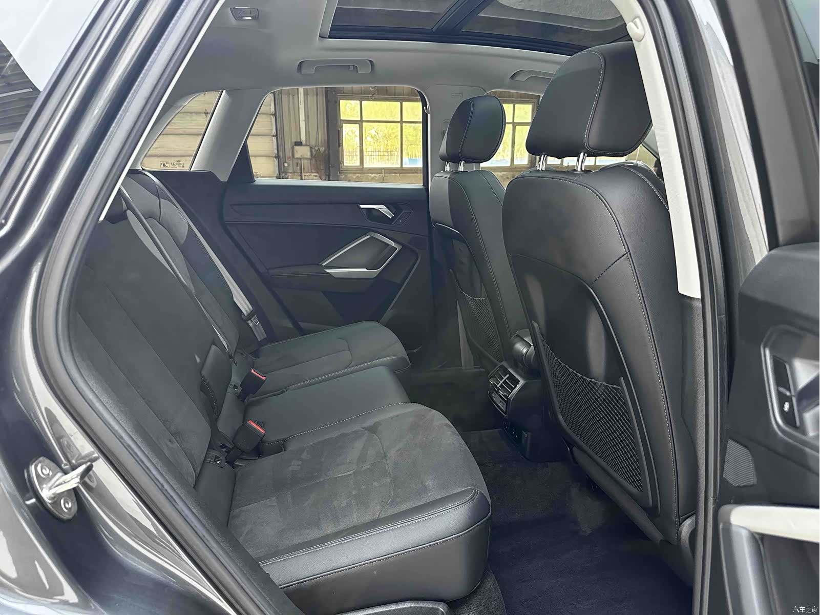 Audi Q3, 2022 13