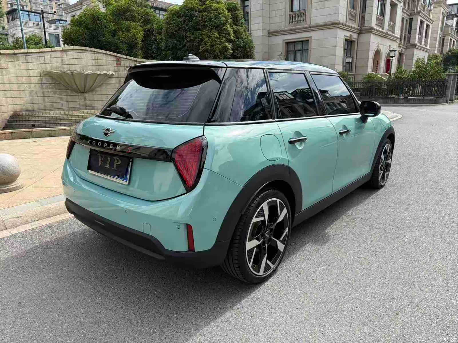 Mini Cooper, 2025 4