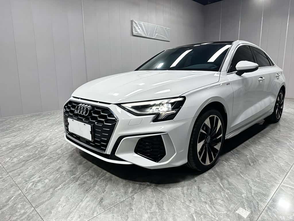 Audi A3, 2023 1