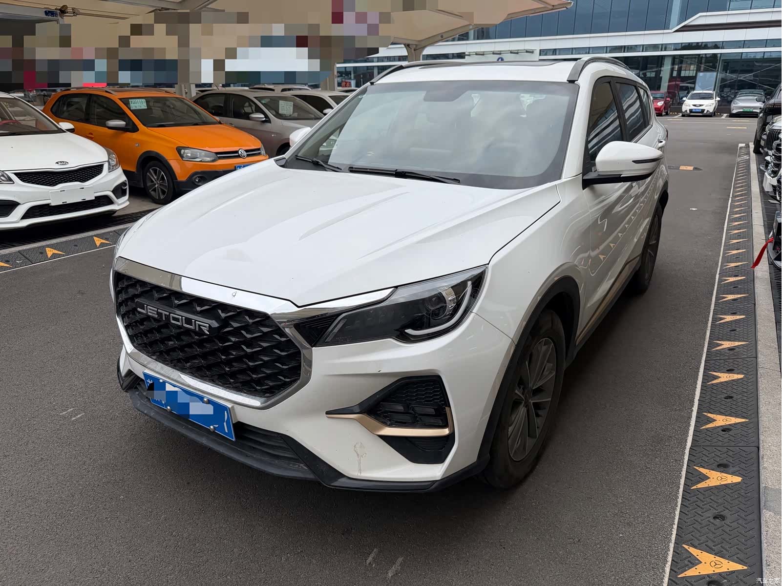 Jetour X70, 2025 1
