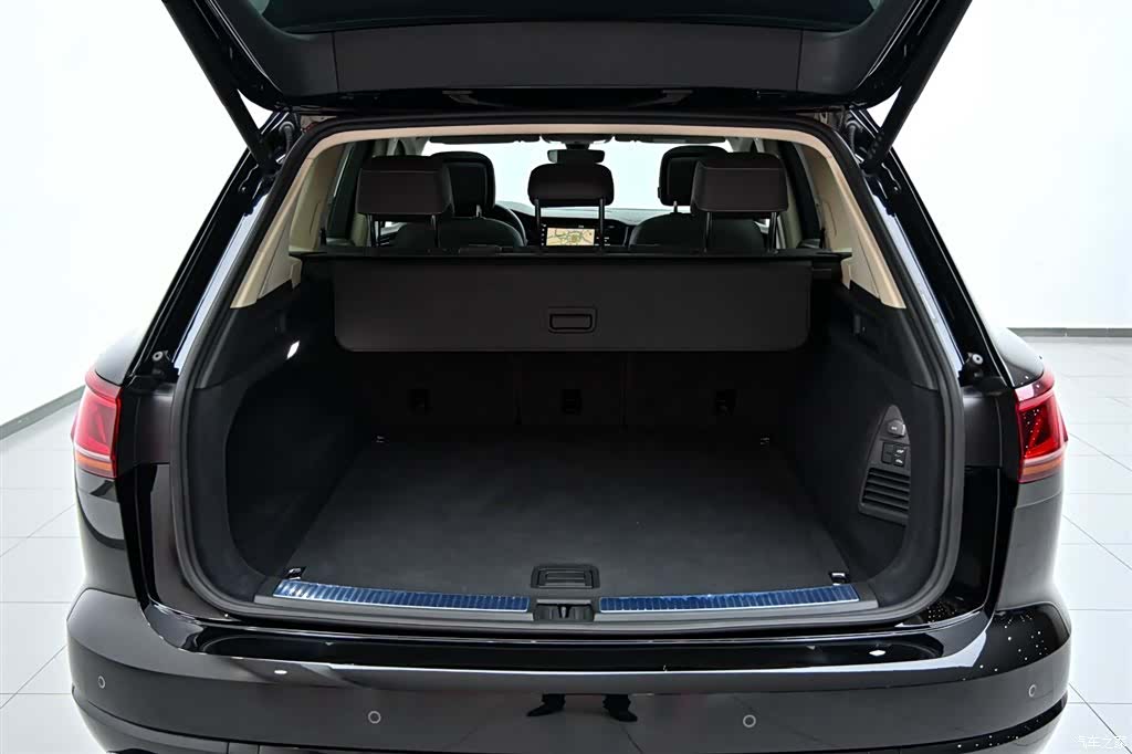 Volkswagen Touareg, 2025 37