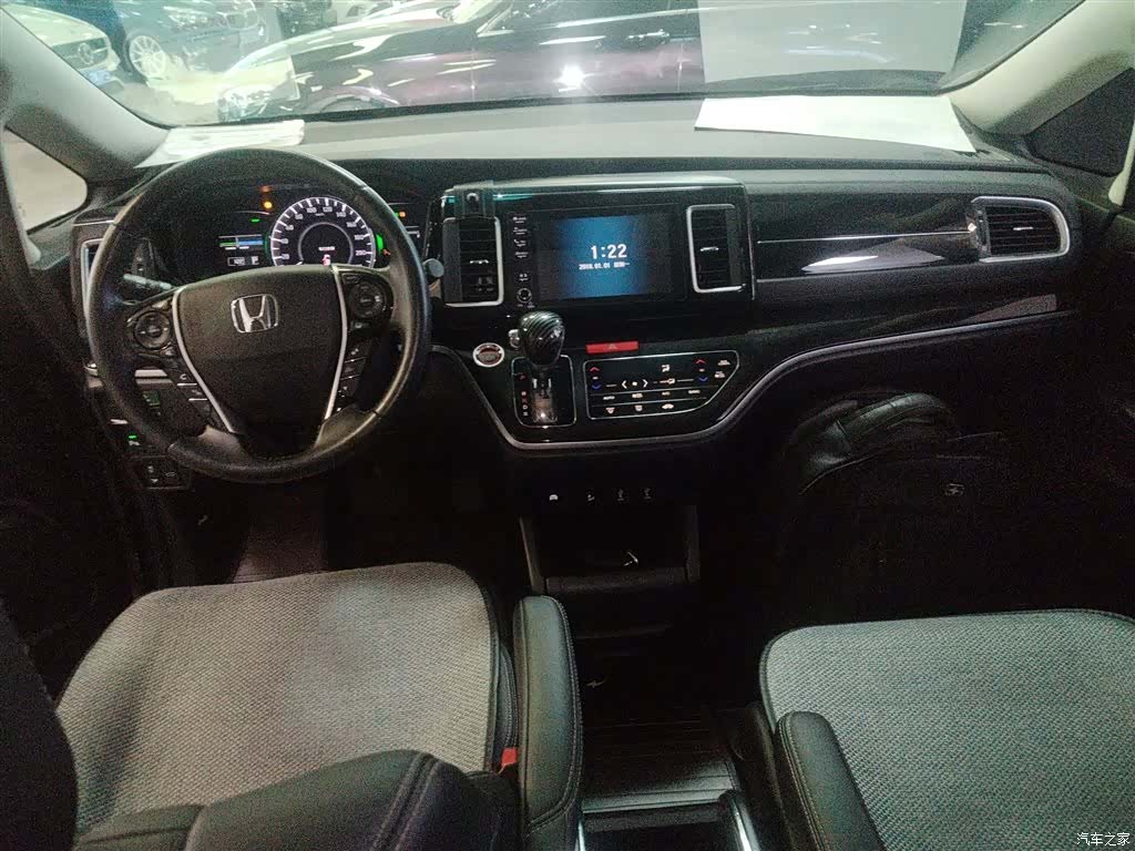 Honda Elysion, 2020 10