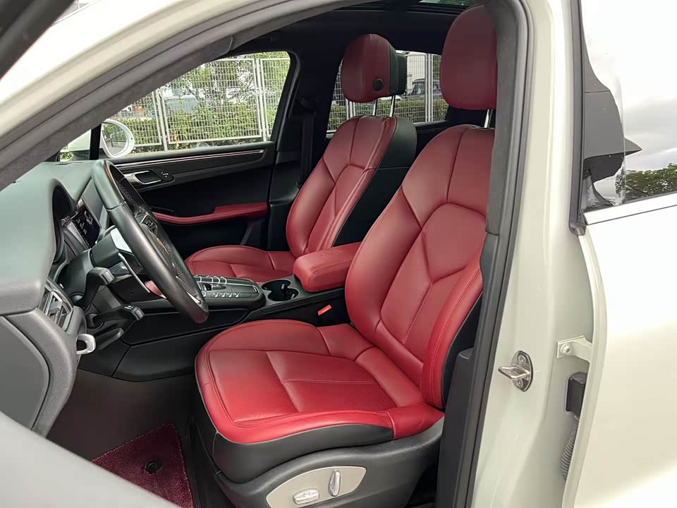 Porsche Macan Porsche Macan