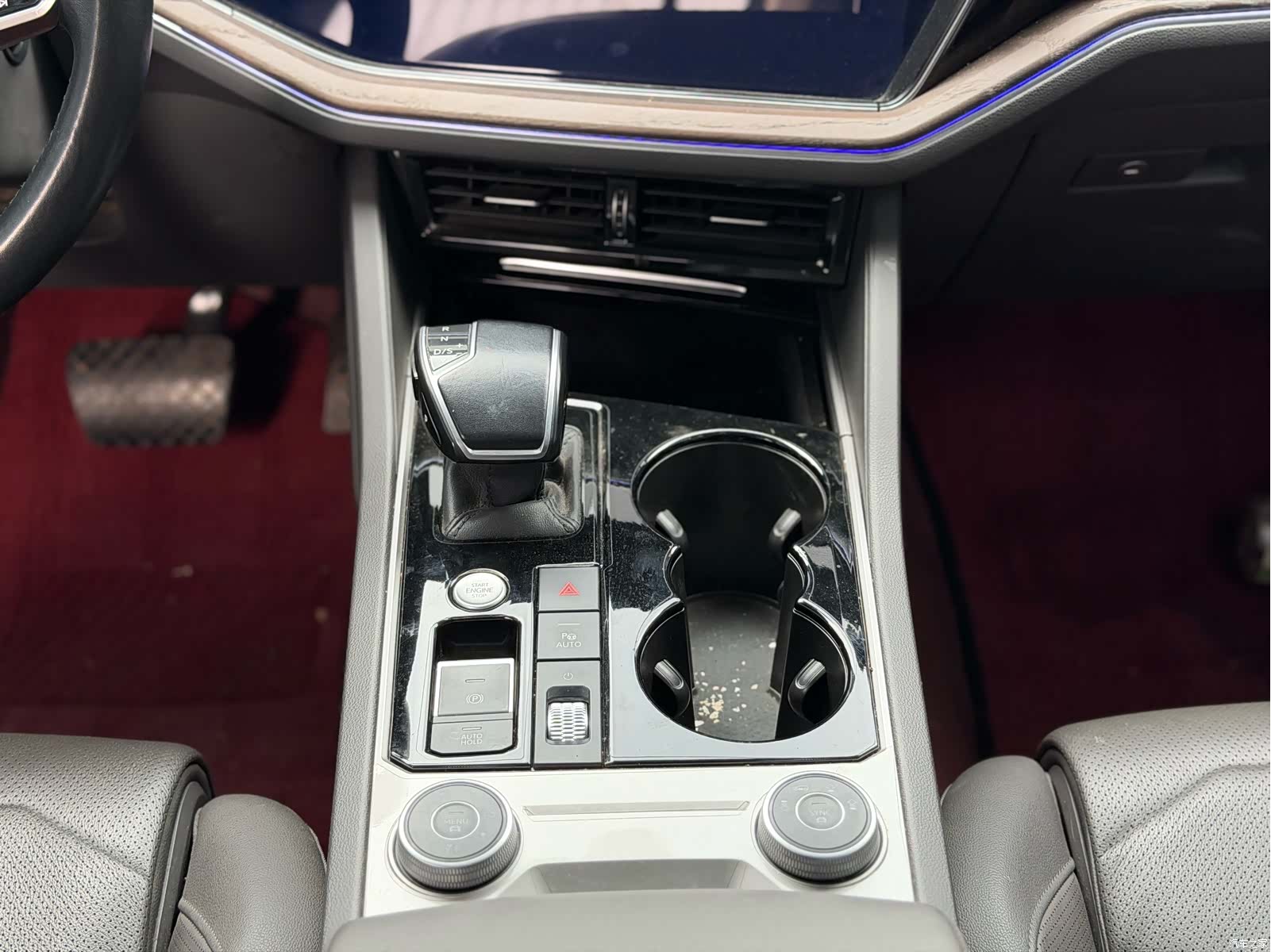 Volkswagen Touareg, 2021 12