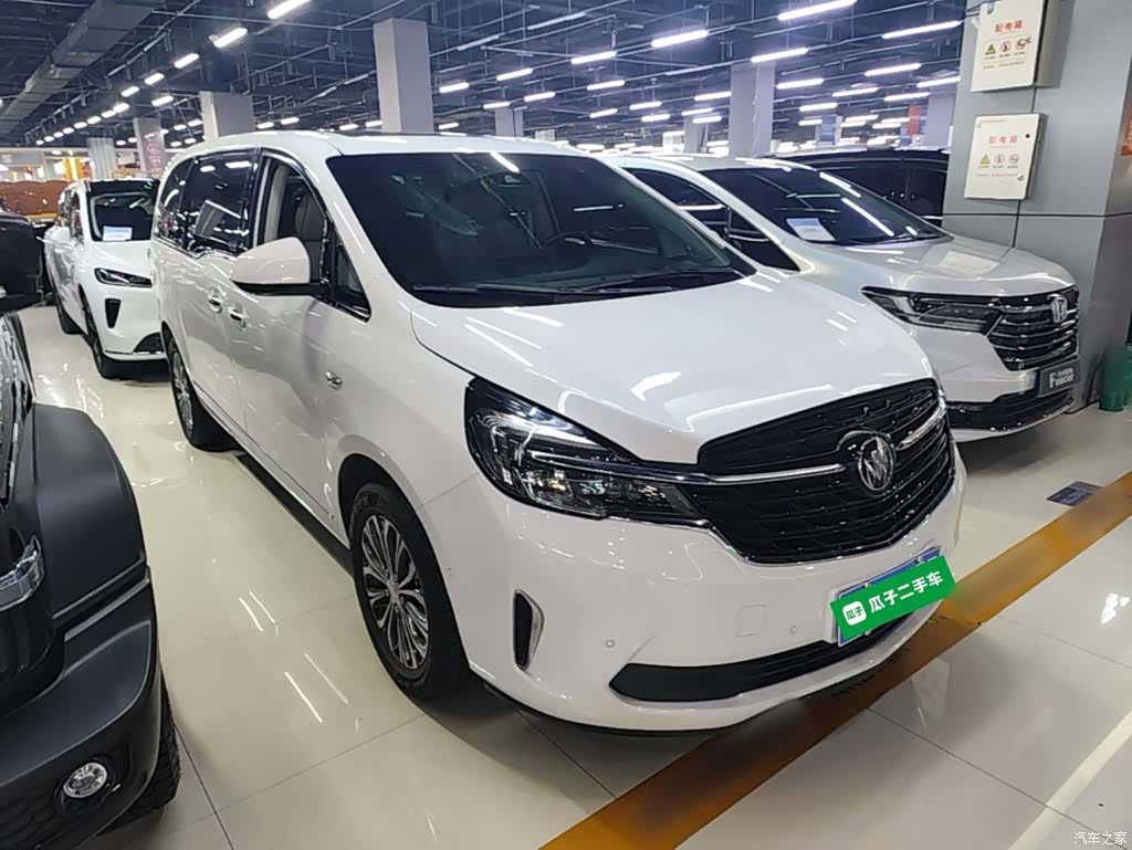 Buick GL8, 2021 4