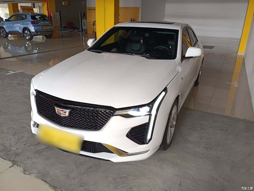 Cadillac CT4, 2023 1