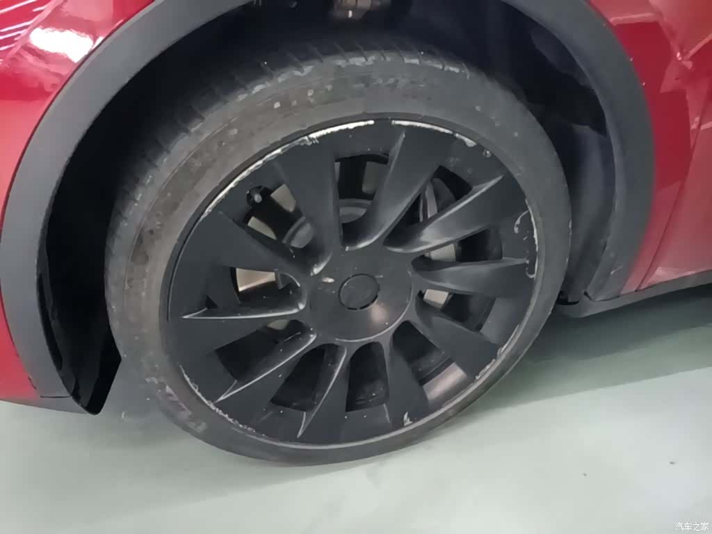 Tesla Model Y, 2022 23