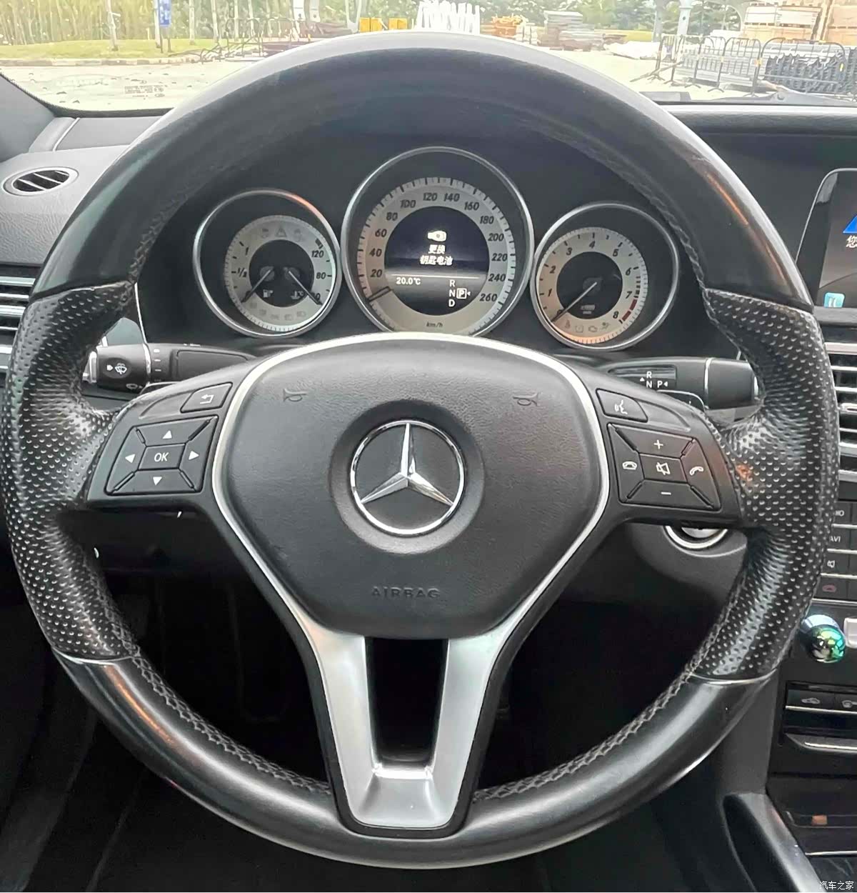Mercedes-Benz E-Class, 2015 17
