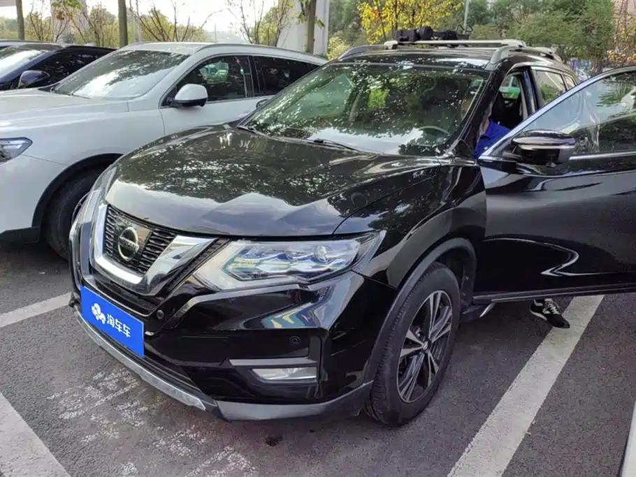 Nissan Qijun