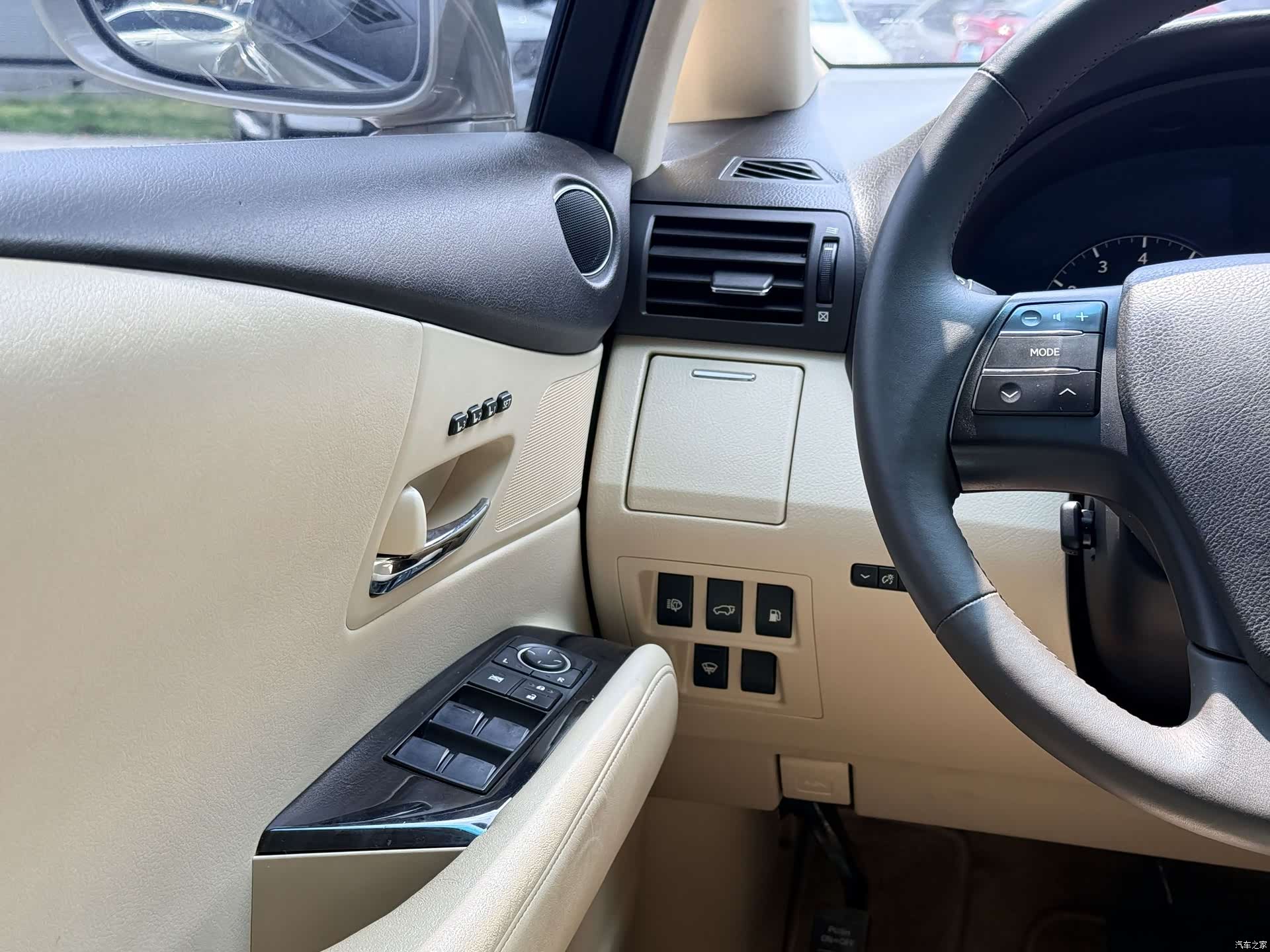 Lexus RX, 2012 14