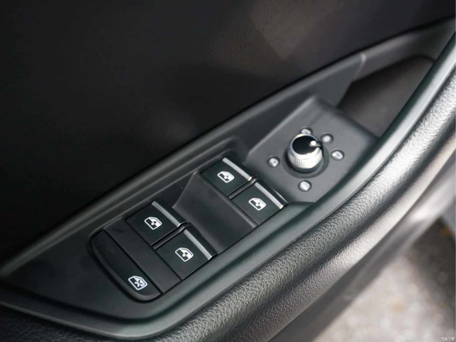 Audi A4L, 2020 8