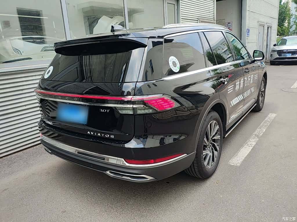 Lincoln Aviator, 2025 7