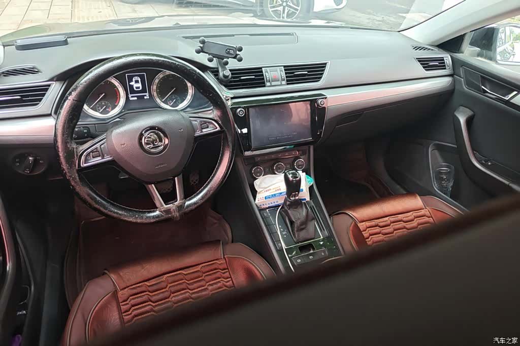 Skoda Superb, 2018 12