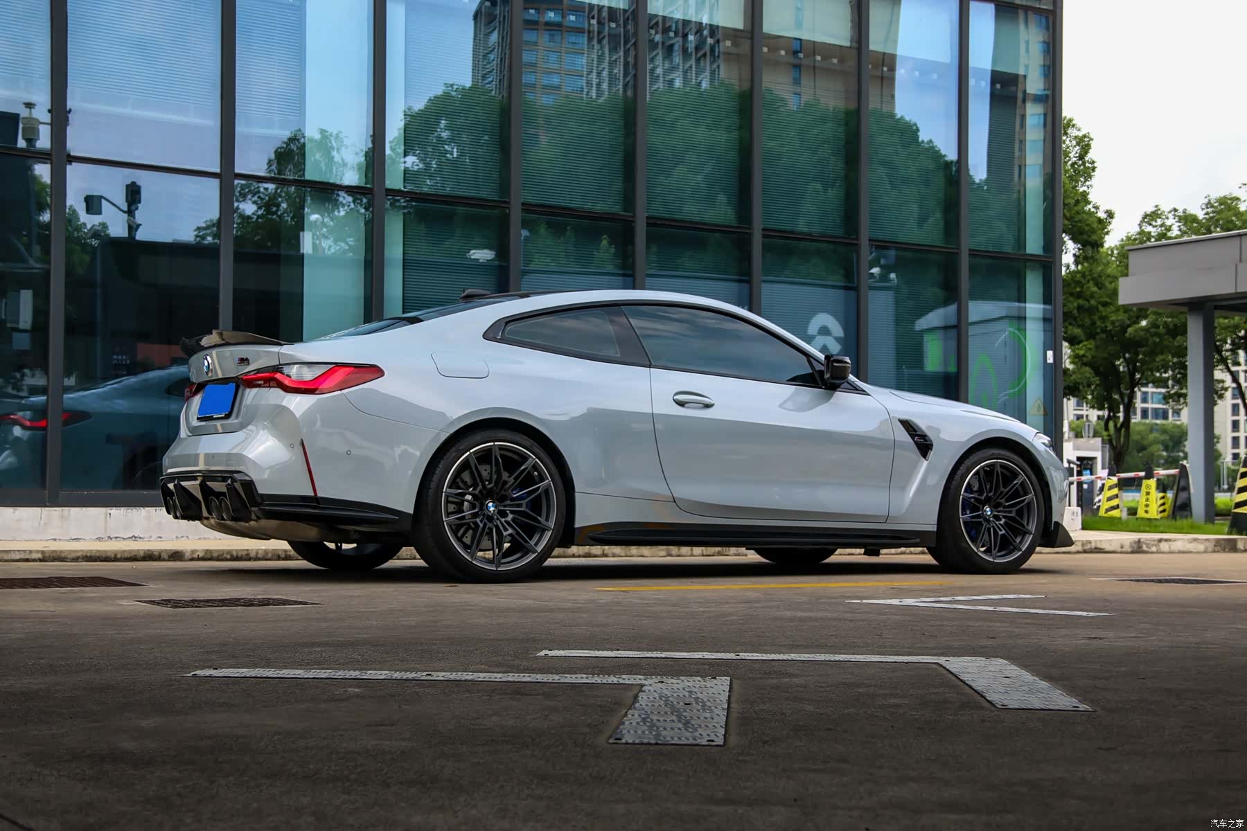BMW M4, 2022 9