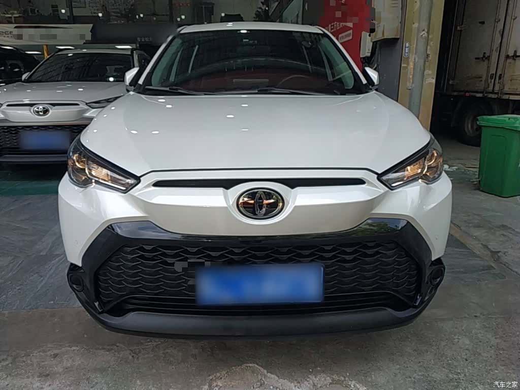 Toyota Frontlander, 2023 3
