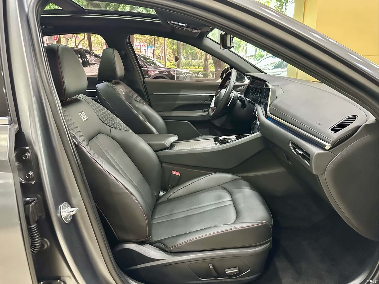Hyundai Sonata, 2022 11