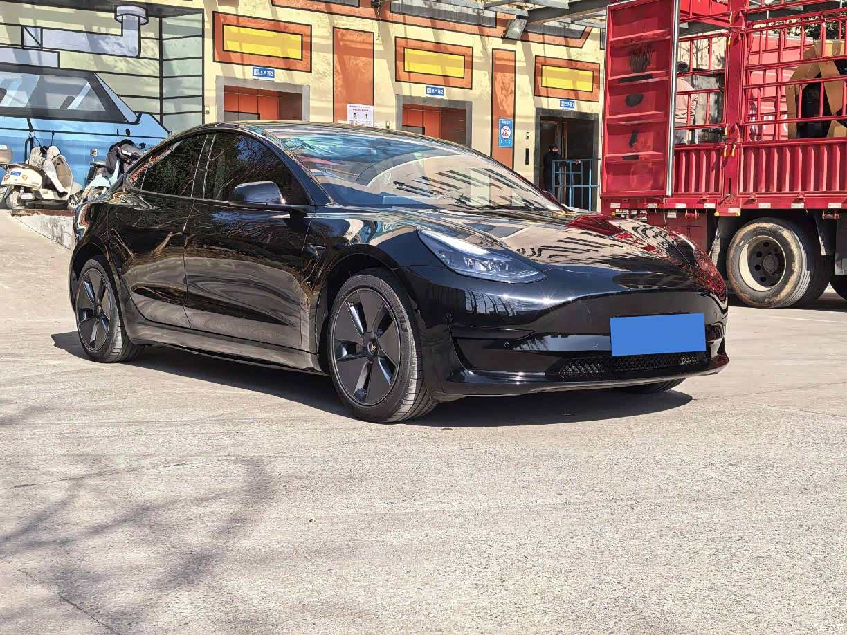 Tesla Model 3, 2022 3