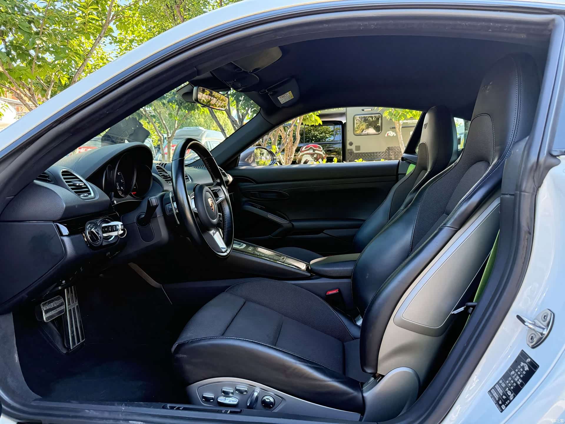 Porsche Cayman, 2021 12
