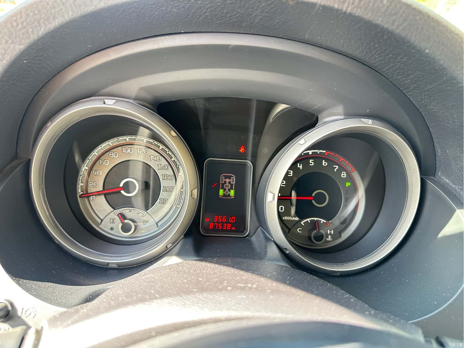 Mitsubishi Pajero, 2016 28