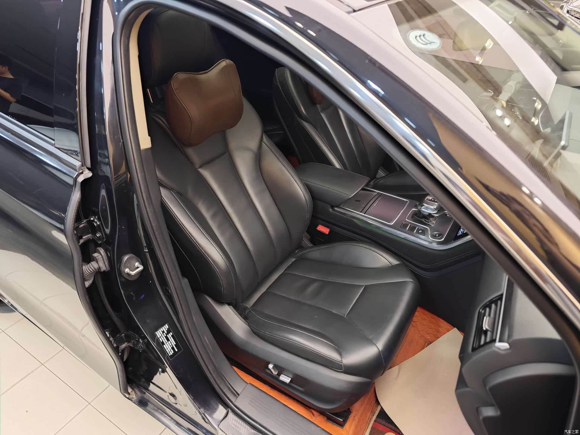 Hongqi H5, 2021 35