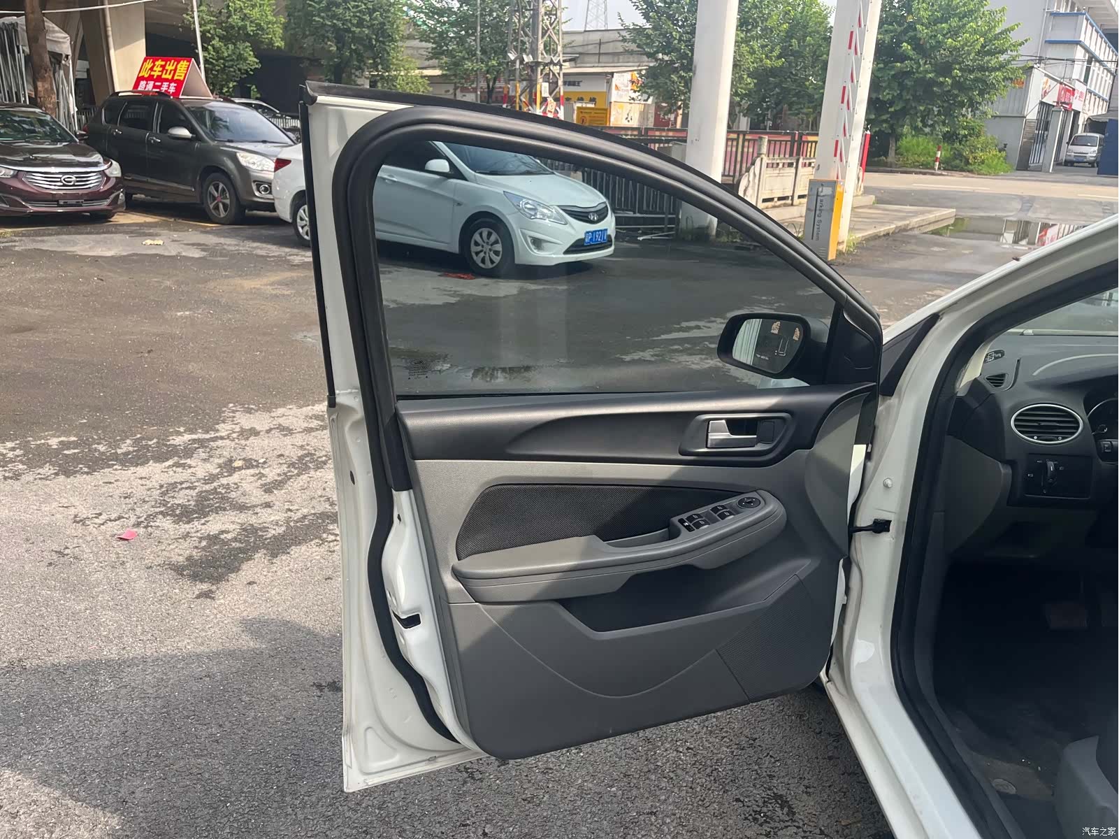 Ford Focus, 2015 10