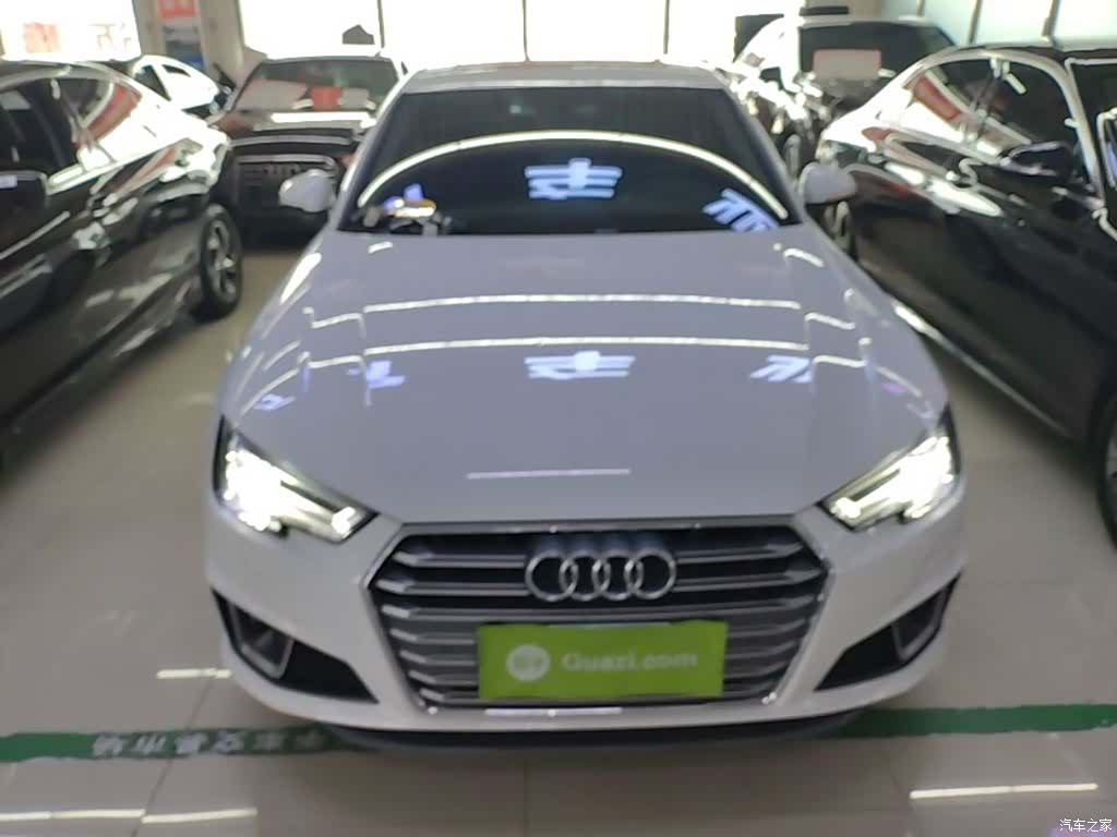 Audi A4L, 2019 3