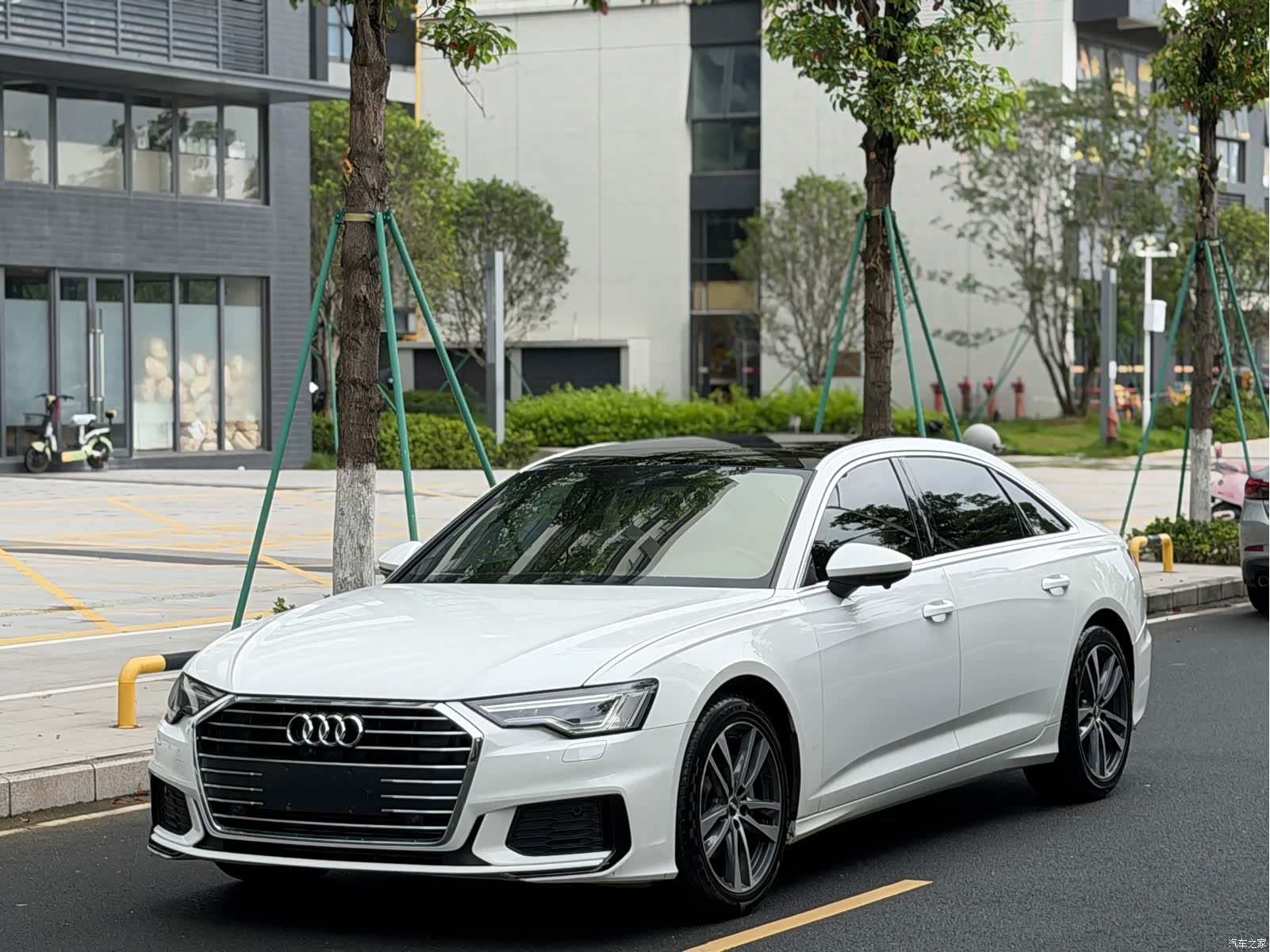 Audi A6L, 2019 1