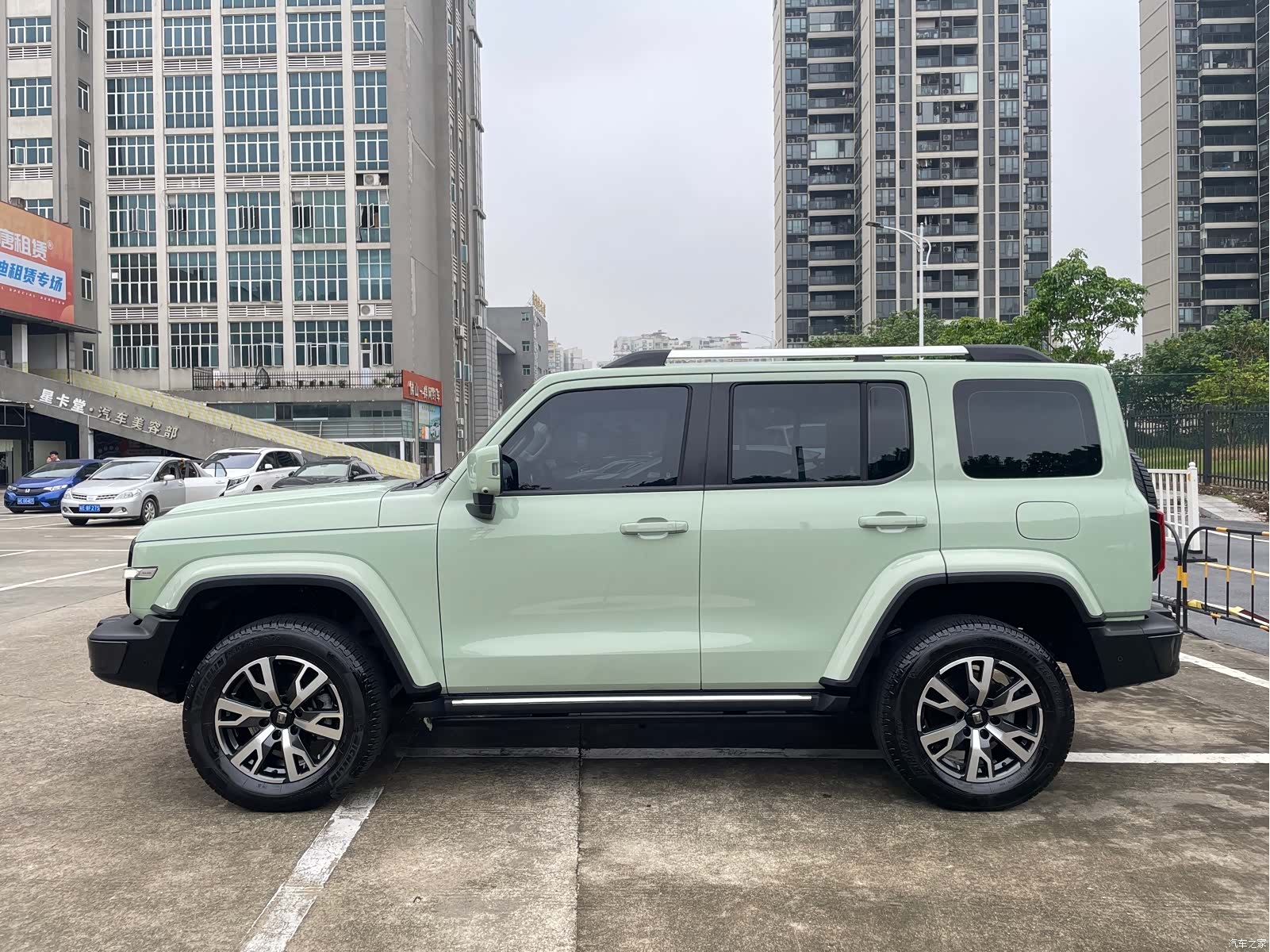Tank 300, 2022 4