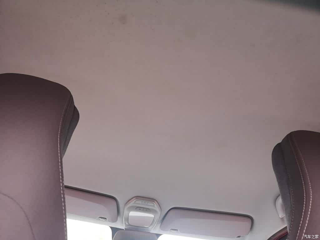Wuling E200, 2019 18