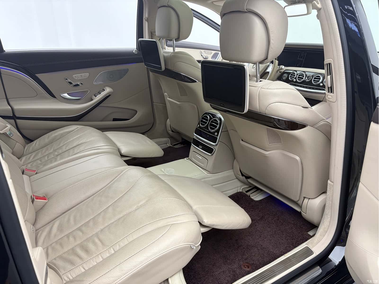 Maybach S-Class, 2015 15