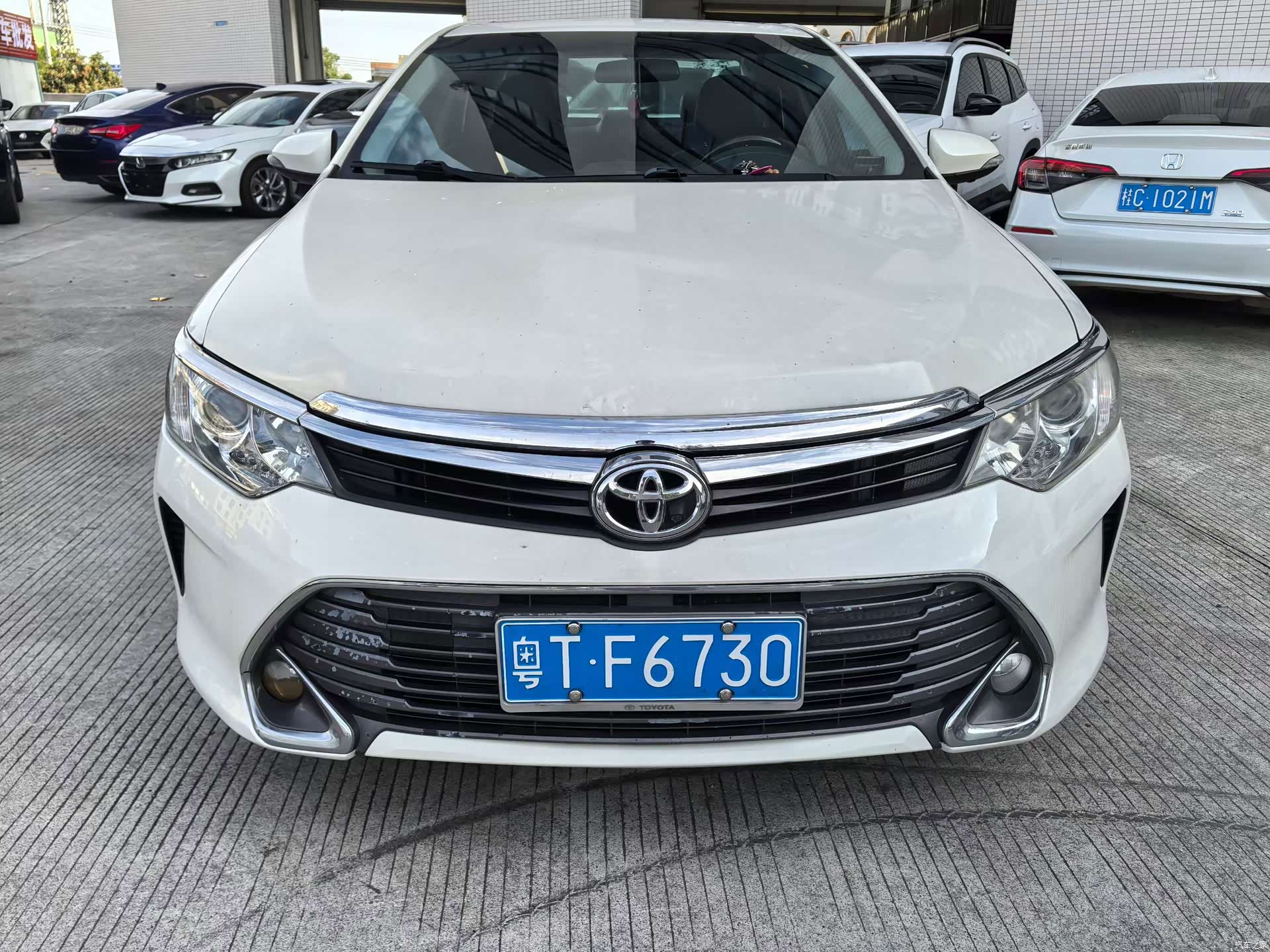 Toyota Camry, 2016 все фото
