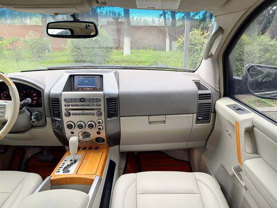 Infiniti QX Infiniti QX