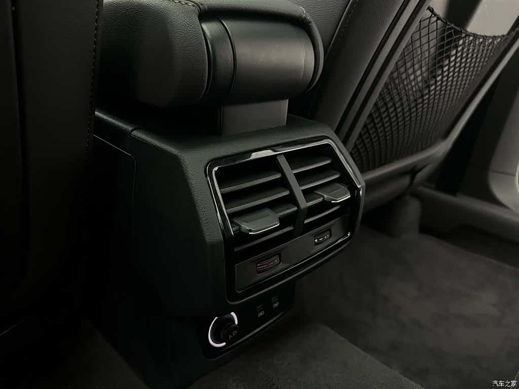 Audi Q3, 2022 17