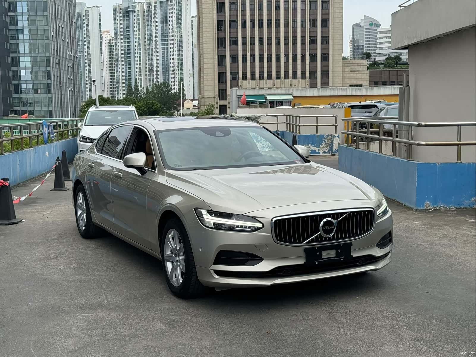 Volvo S90, 2017 2