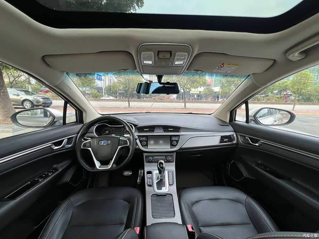 Geely Emgrand, 2018 18