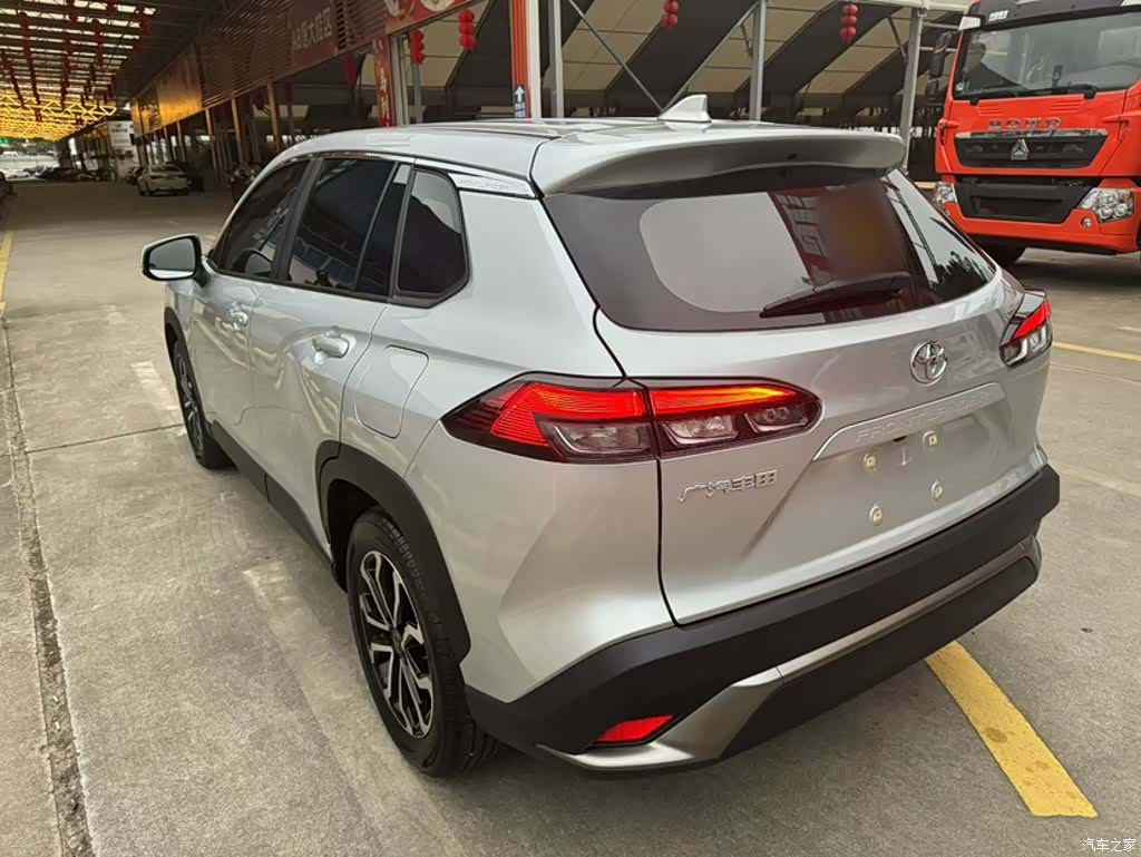 Toyota Frontlander, 2023 15