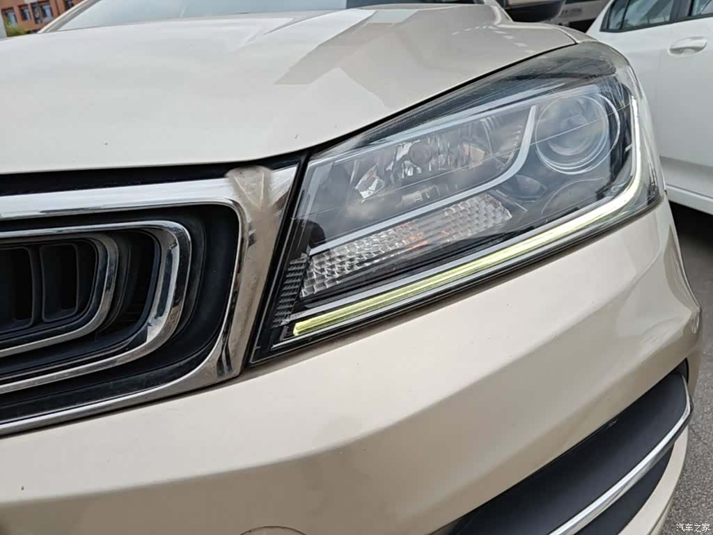 Geely Emgrand, 2018 24