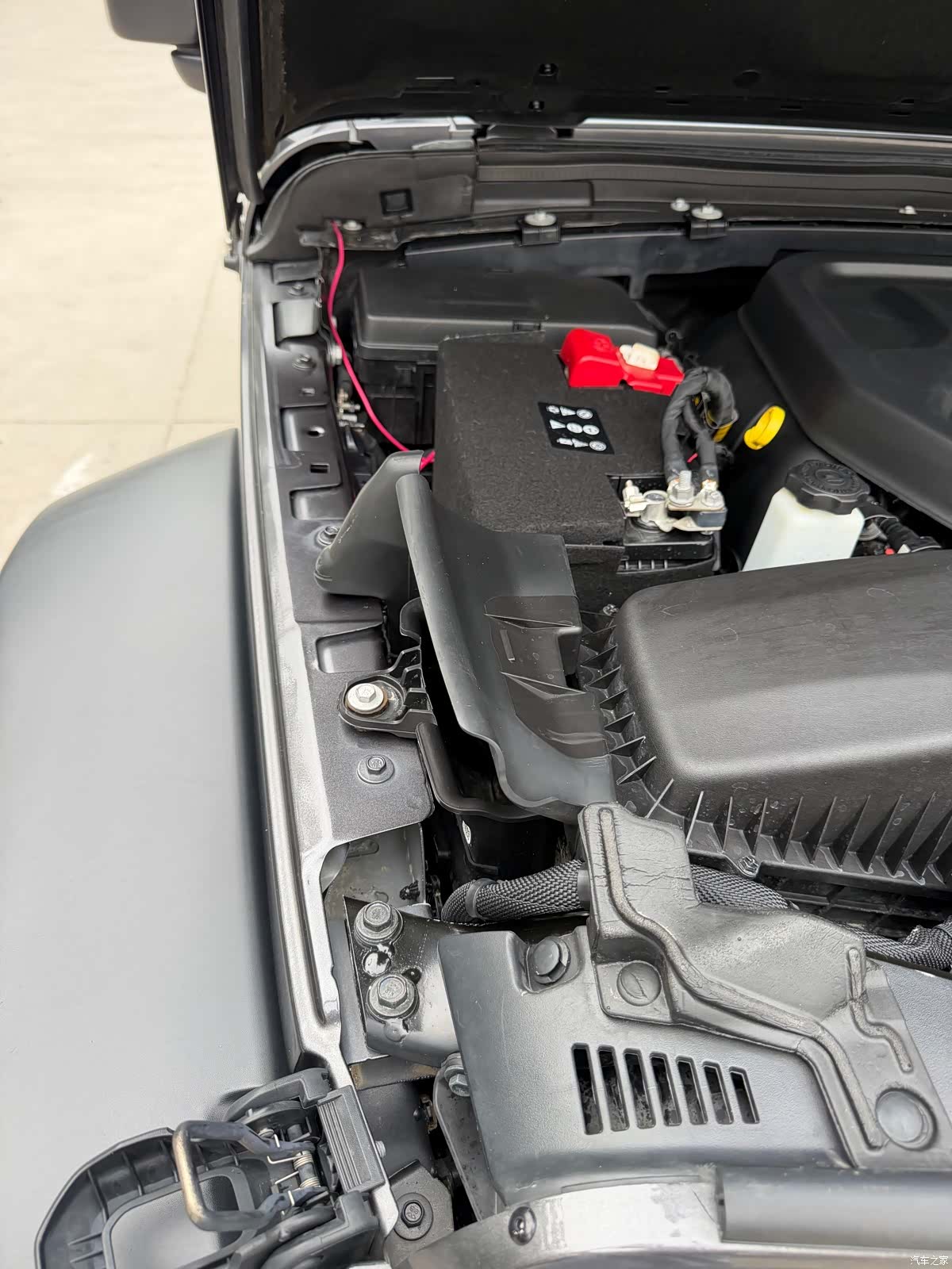 Jeep Wrangler, 2023 18