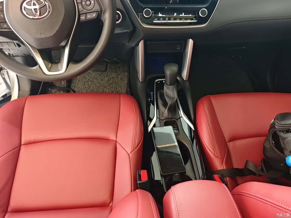 Toyota Frontlander, 2023 12