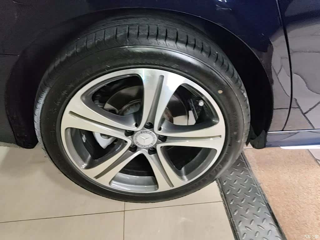 Mercedes-Benz E-Class, 2017 21