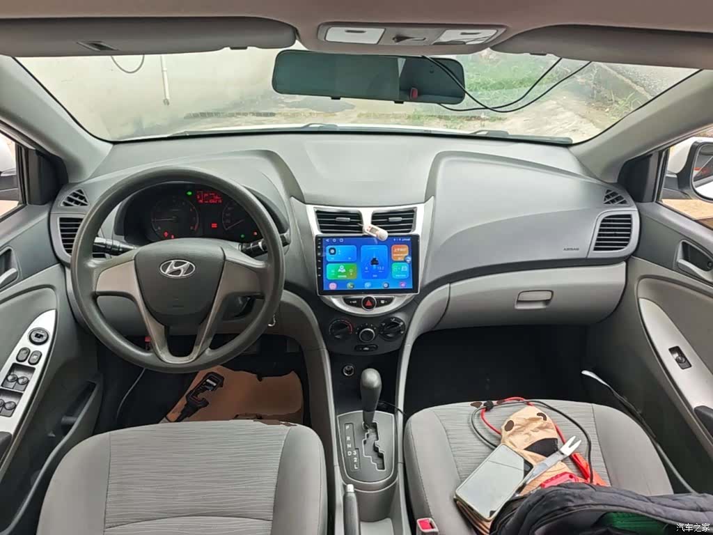 Hyundai GLS, 2016 10