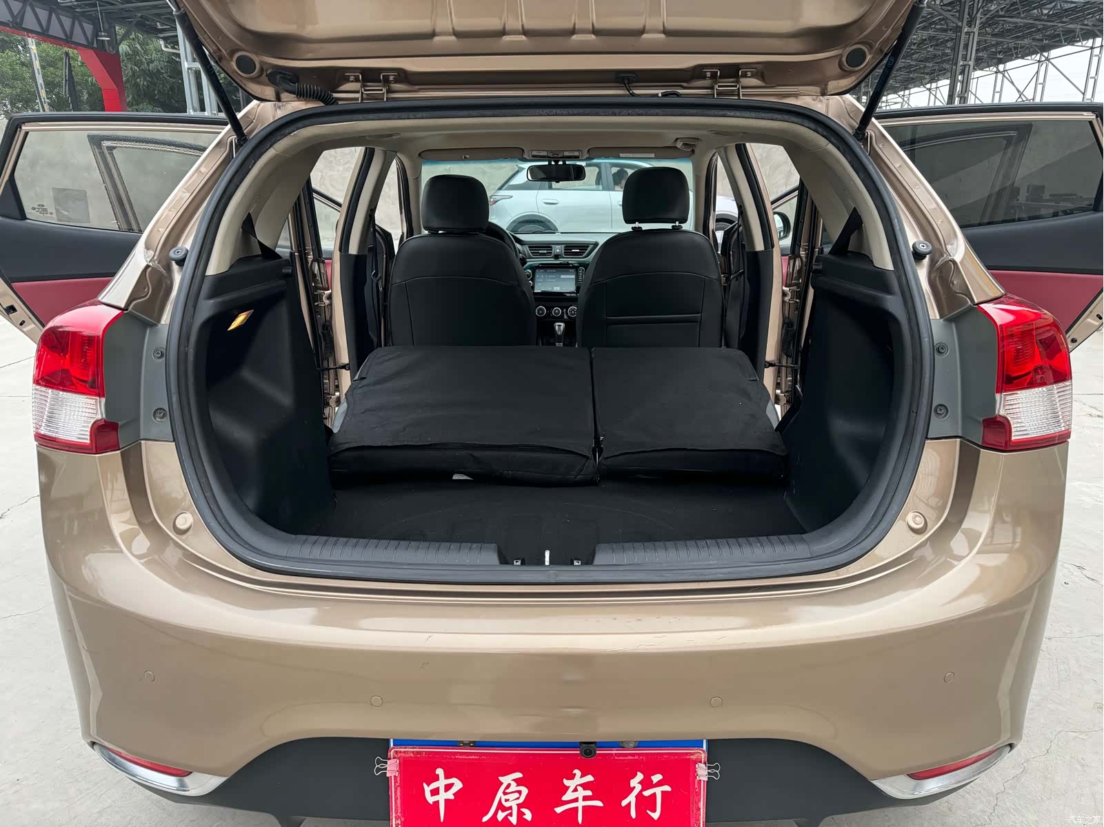 Kia K2, 2016 14